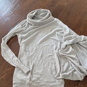 Elegant Gray Turtleneck Sweater